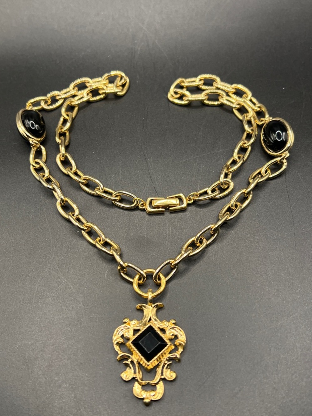 Vintage Gold and Black Ornate Pendant Necklace